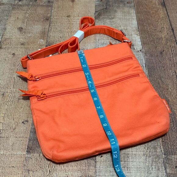 NWT Vera Bradley Triple Zip Hipster In Orange Bell Pepper - Picture 3 of 14